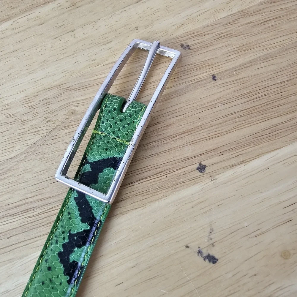 Kenneth Cole Green Womens Belt Skinny K7112 M Italian Calfskin Leather Snakeskin